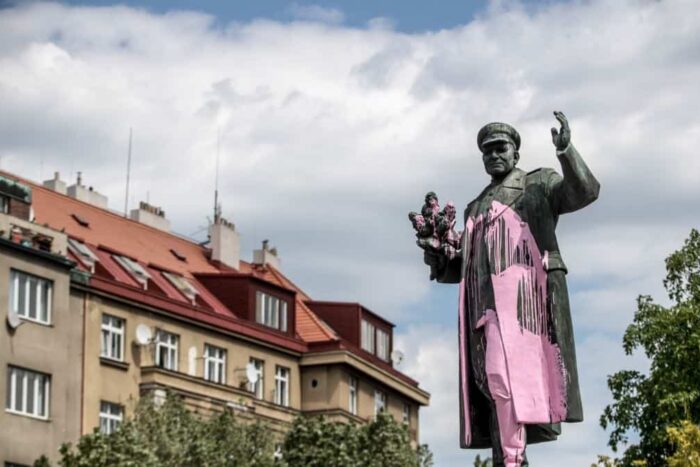 06E38488 552D 4775 85EE 973EC96DE2ED w1200 r1