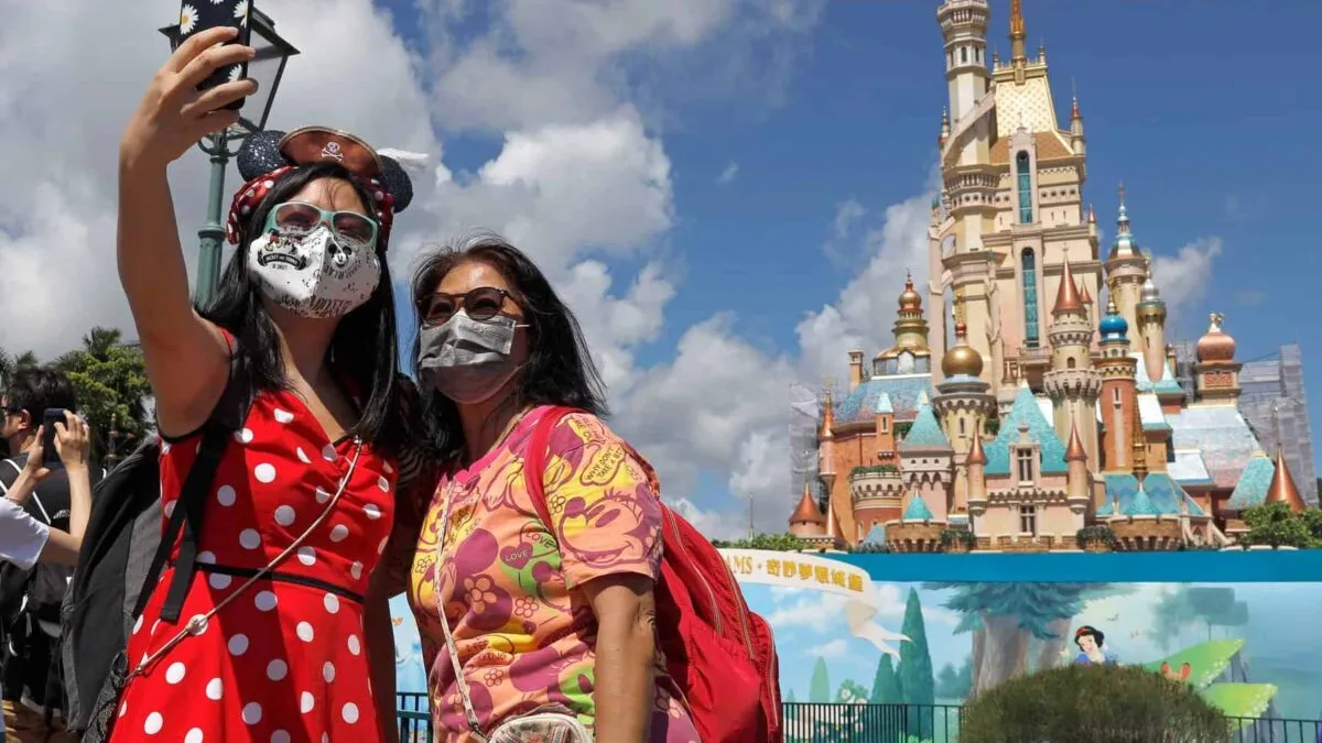 13-markets-brf-disneyland-mediumSquareAt3X
