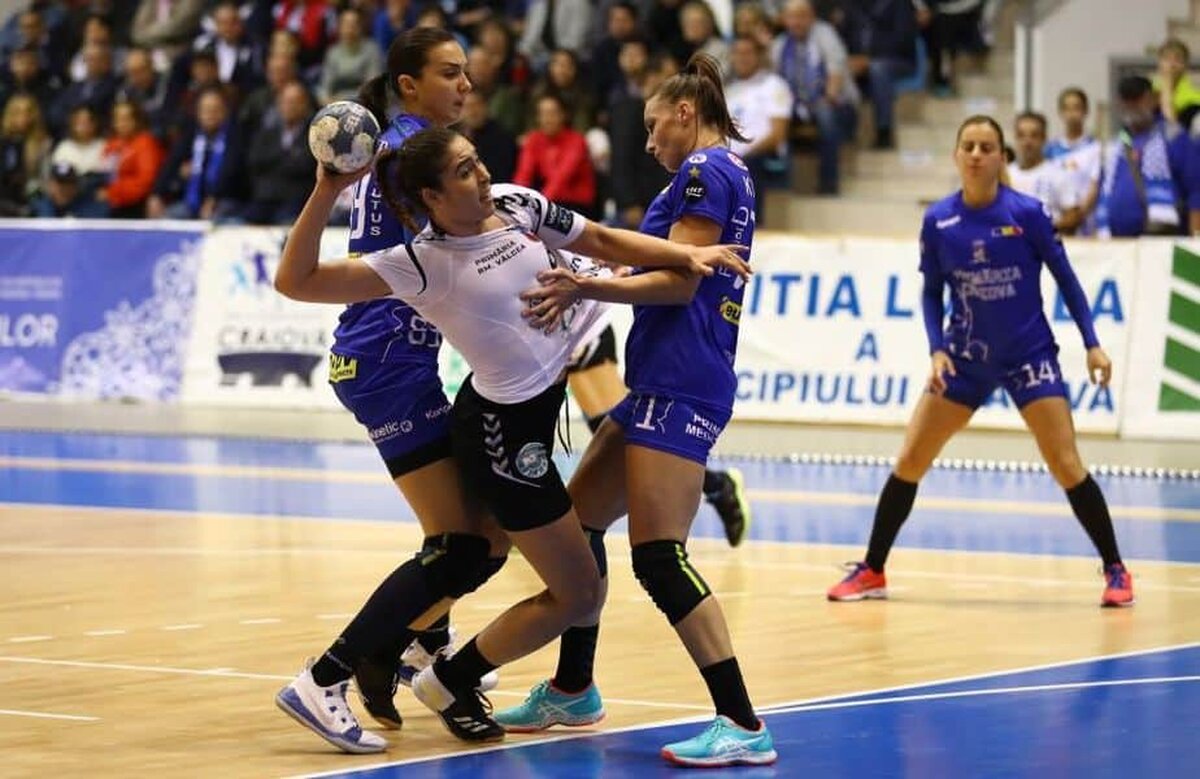 SCM Craiova – SCM Rm. Vâlcea 23-27, în Liga Națională de handbal feminin