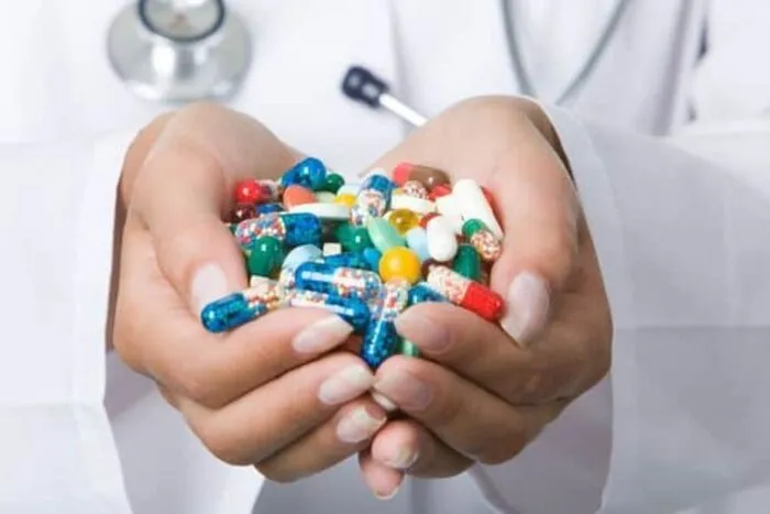 2015_02_16_medicamentegenerice_rsz_crp