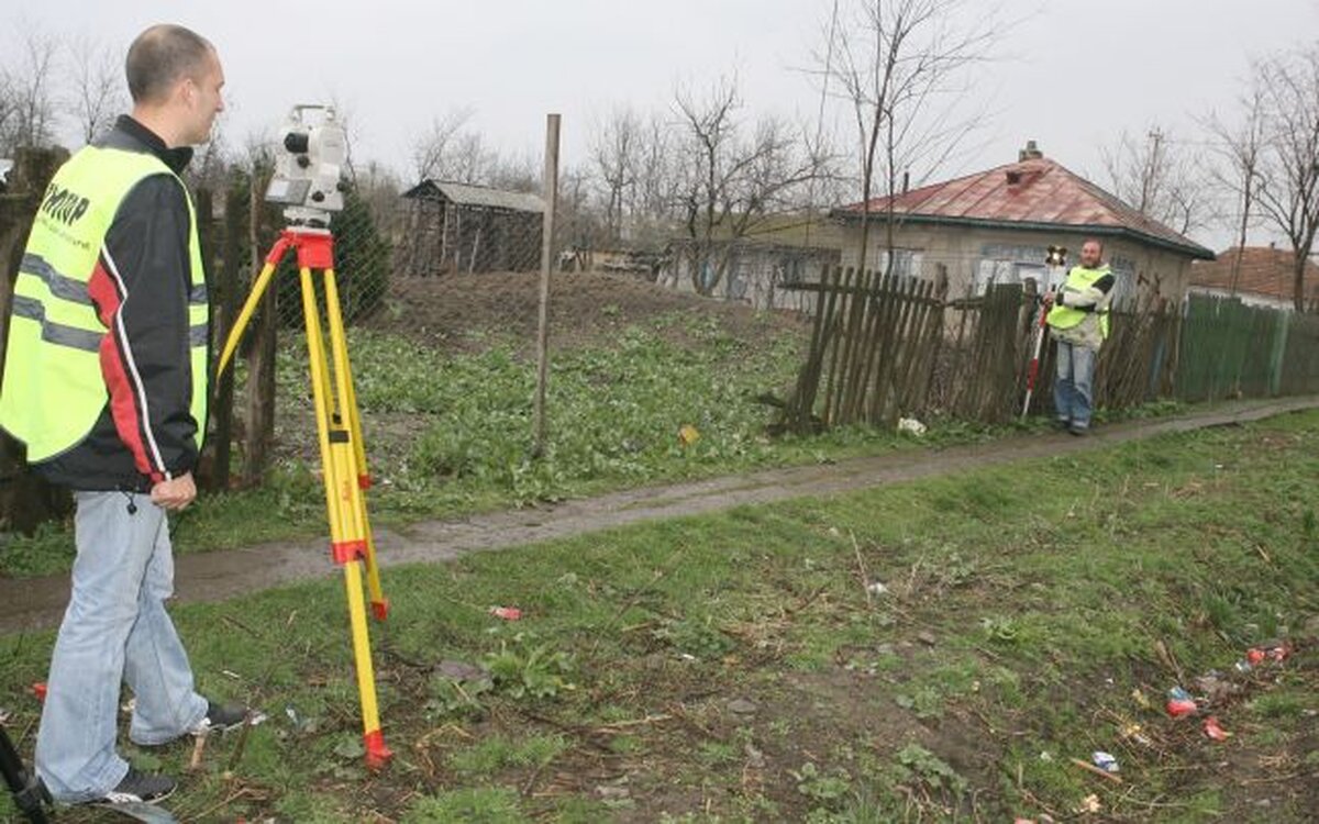 Agenţia Naţională de Cadastru şi Publicitate Imobiliară (ANCPI) cofinanţează realizarea planurilor parcelare