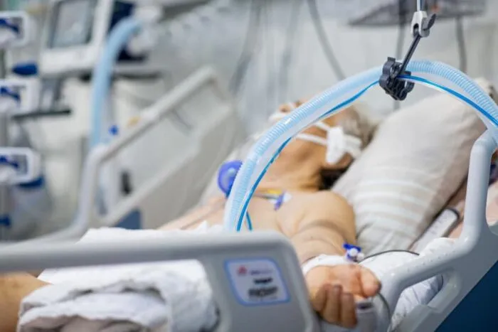 ATI-spital-terapie-intensiva-coronavirus_INQUAM_Photos_Virgil_Simonescu