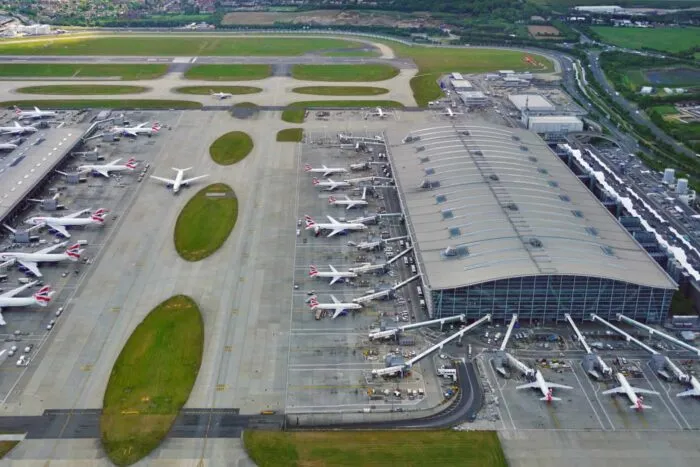 Aeroportul-Heathrow-din-Londra