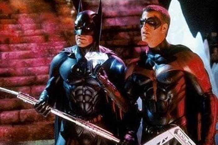 Costumele originale Batman și Robin scoase la licitație Batman 38 Robin 1215200790 1997