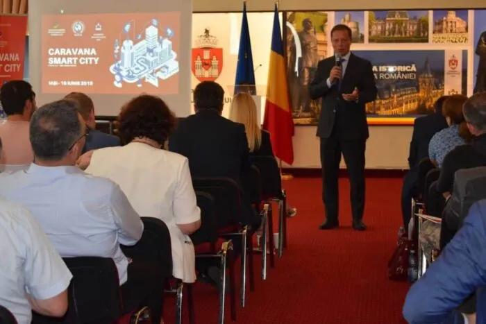 Caravana-Smart-City-Expertiza-Iasi-30-1024x683
