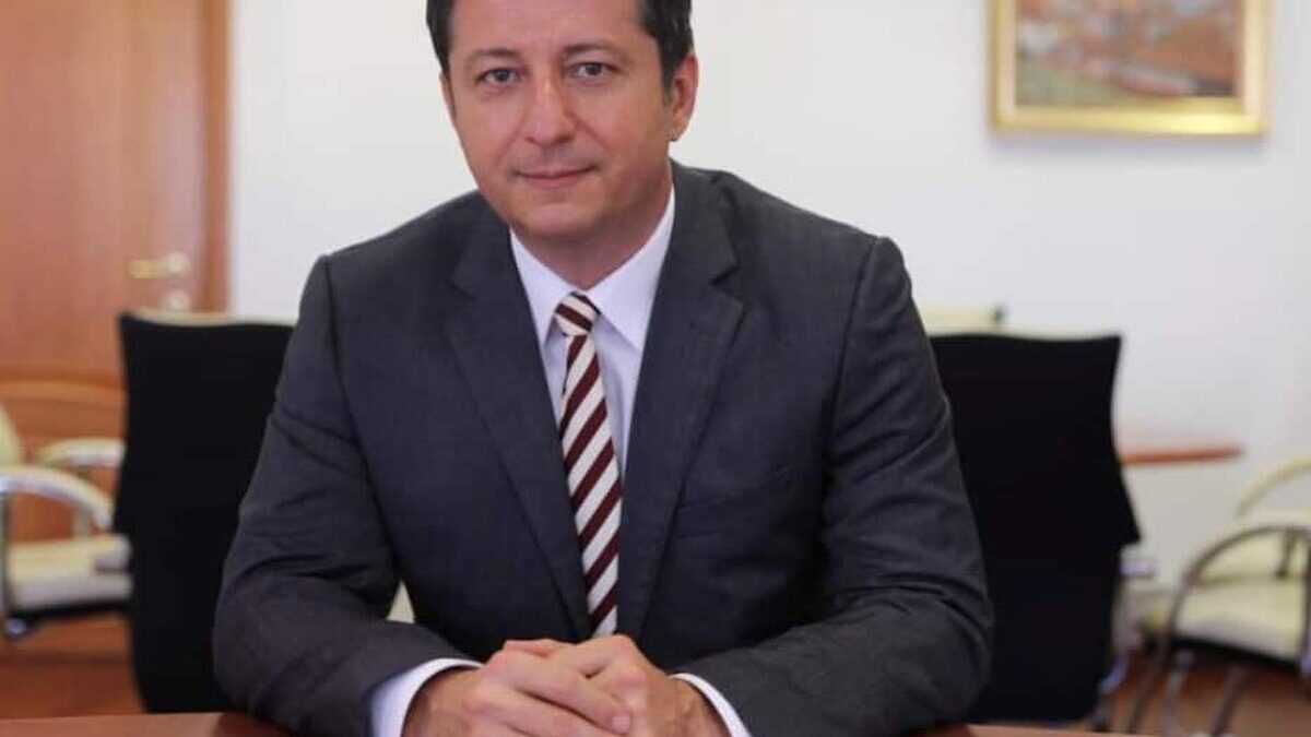 Dan Armeanu, Vicepreședinte ASF: Fondurile de pensii private din România la un nou maxim istoric: activele totale au atins borna de 30 mld. EUR și au depășit 9% din PIB, iar numărul de participanți a trecut de 9 milioane Dan Armeanu vicepresedinte ASF