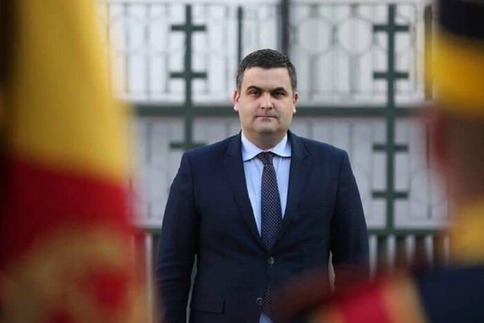 Gabriel Les