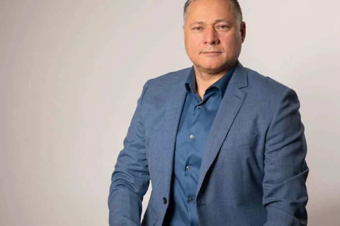 Mihai-Marcu-CEO-si-Presedinte-MedLife-Group-scaled