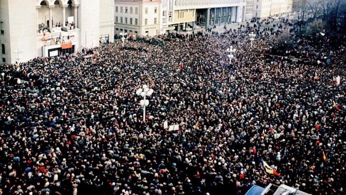 ‘Timişoara – 31 de ani de la Revoluţia din Decembrie 1989’ se desfăşoară sub deviza ‘Demnitate, Democraţie, Determinare’