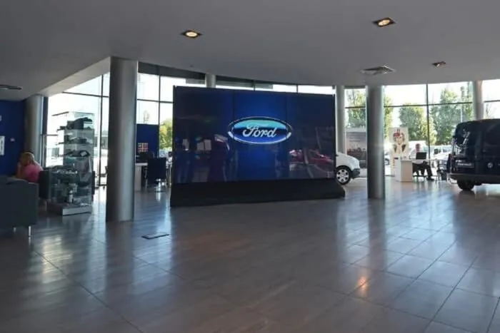 Tiriac-Auto-Ford-Baneasa