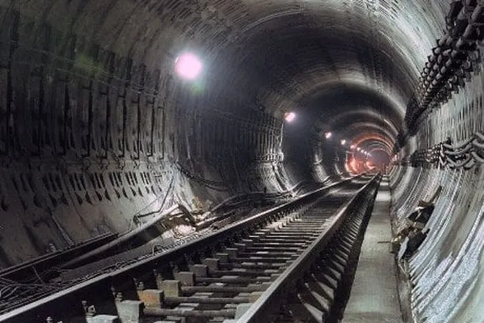 Tunel-metrou-ww