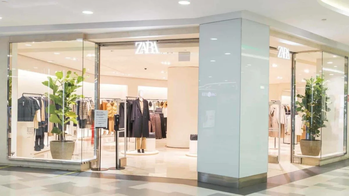 Zara-Plaza-Romania-1