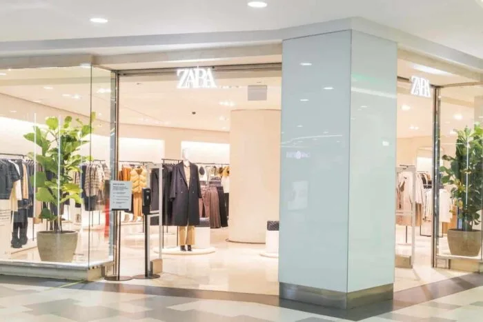 Zara-Plaza-Romania-1