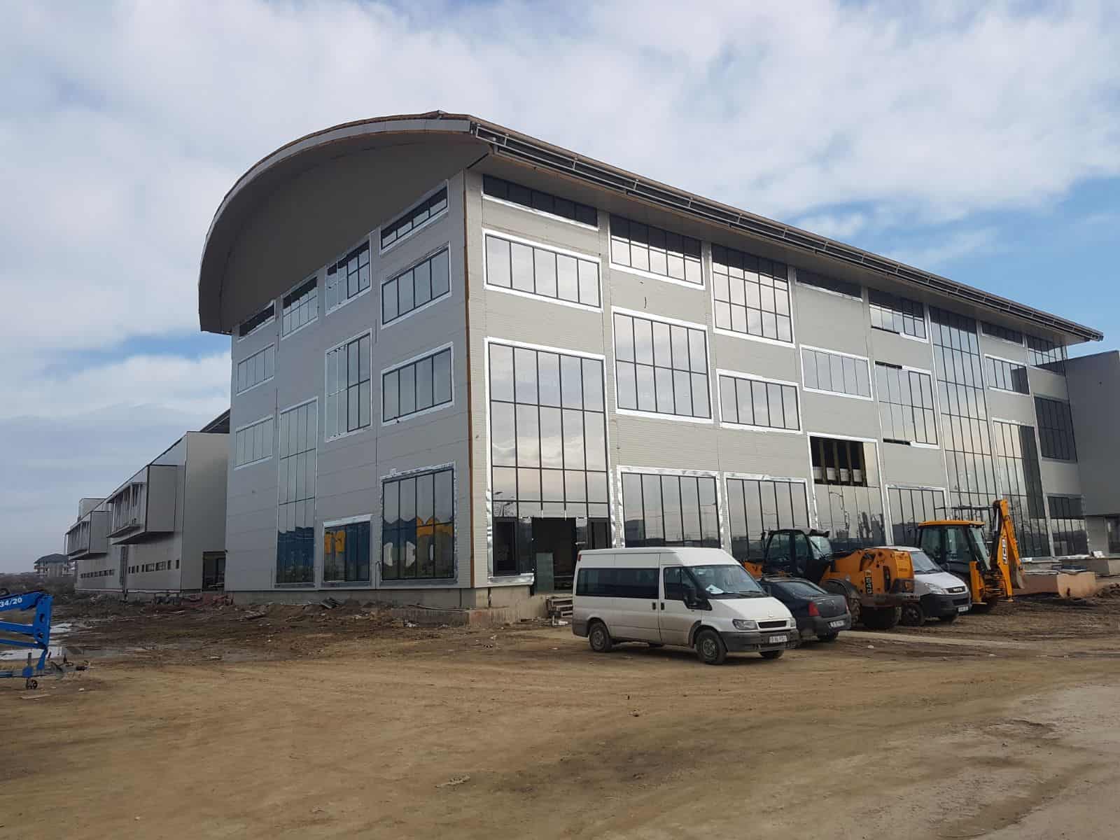 Ministrului Dezvoltării Cseke Attila a inaugurat Complexul olimpic de nataţie de la Otopeni