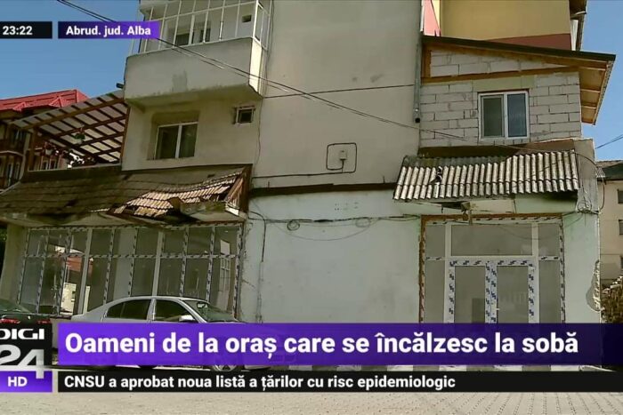 Localitățile în paragină, blocuri degradate, mizerie cruntă, lipsuri și oameni care urcă lemne la etajul 4 aG90LjEwLmpwZyZoYXNoPTExMjNhNzlkZTA3NTI3MTA0MzU4MGNlOGE1ZmIwY2Nj.mp4.snapshot.10