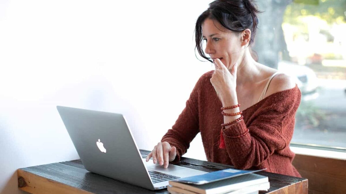 Ce greșeli nu trebuie să faci atunci când lansezi o afacere online afacere online