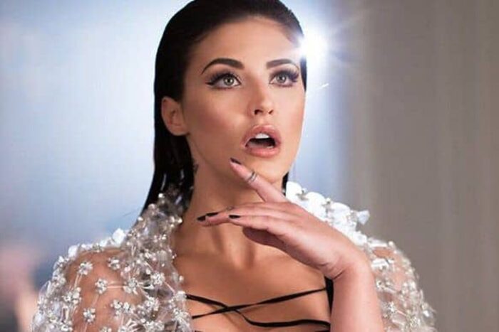 Antonia, detalii intime fără perdea din relația cu Alex Velea: „Avem o chimie sexuală extraordinară” antonia insarcinata1 465x390 1