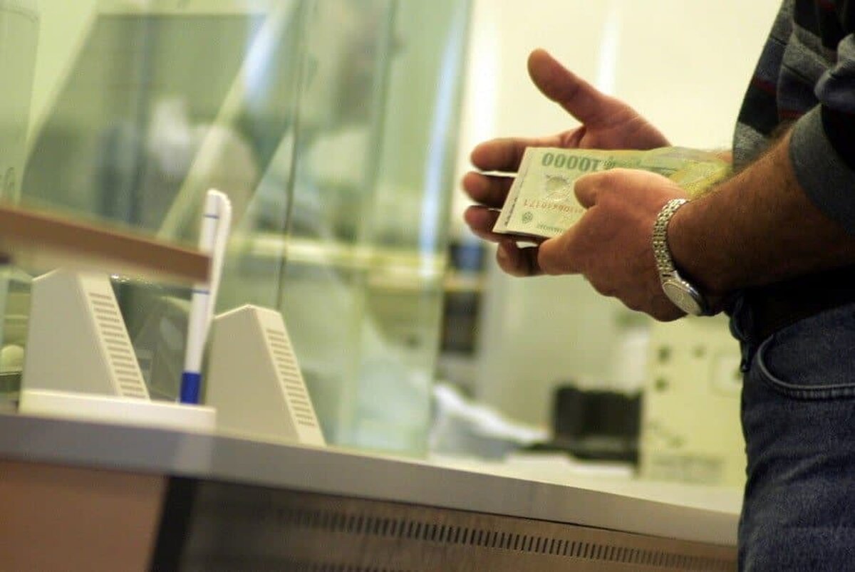 Asociaţia Credere propune aplicarea măsurii de amânare a plăţii ratelor pentru o categorie mai largă de consumatori