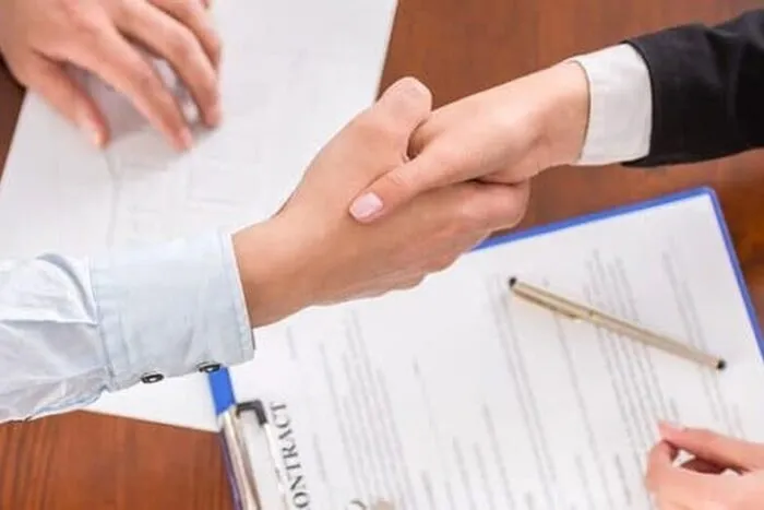 broker-financiar-bancar-799x350