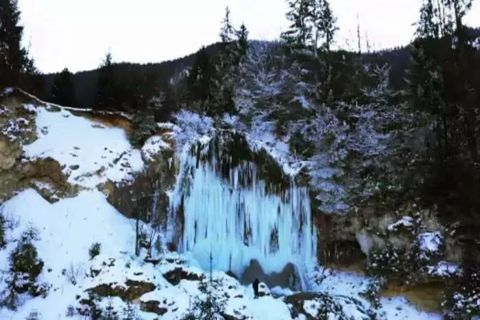 cascadă