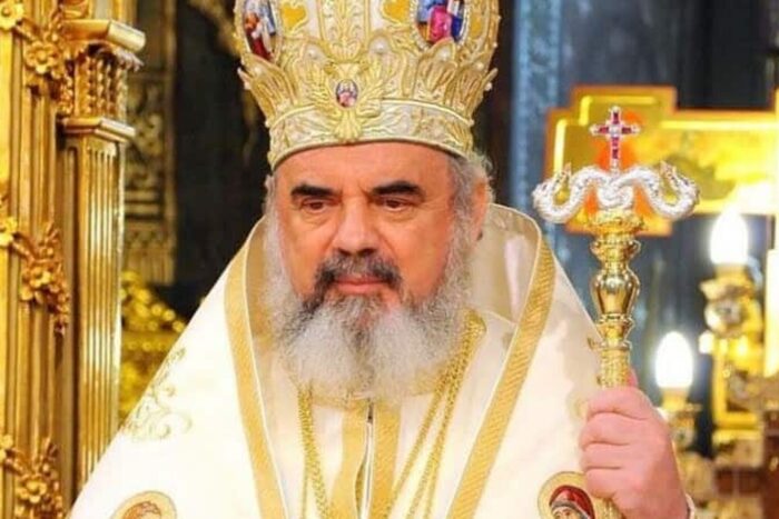 În pastorala de deschidere a anului şcolar, Patriarhul Daniel spune: Educaţia - prioritatea fundamentală a oricărei societăţi; ce avere are patriarhul daniel al bisericii ortodoxe romane 469012