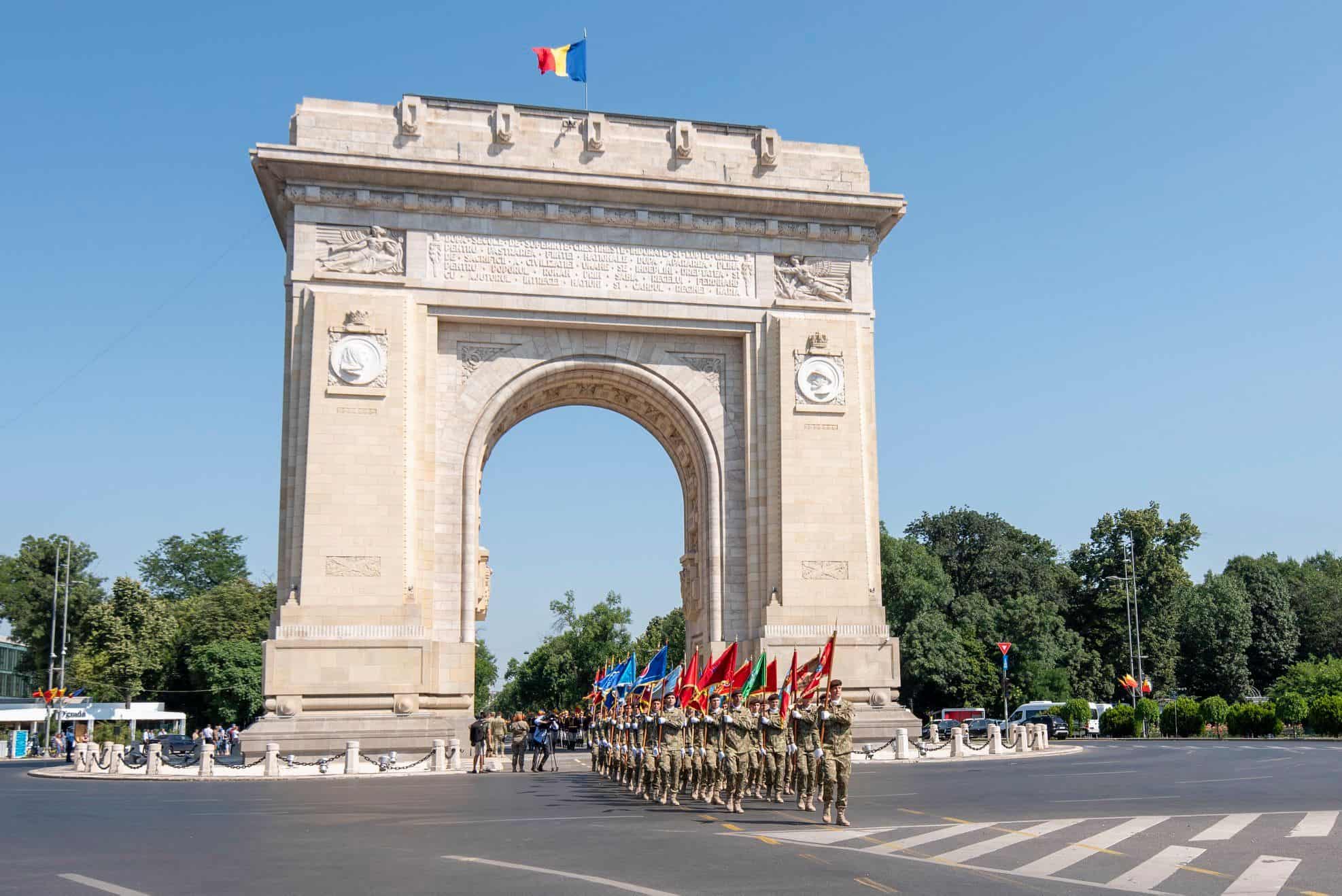Ceremonia încheierii misiunii militare în Afganistan