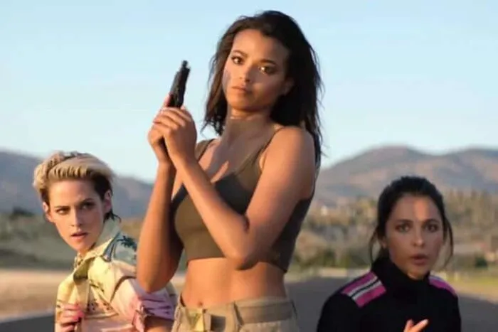 charlies_angels_review_2019_kristen_stewart