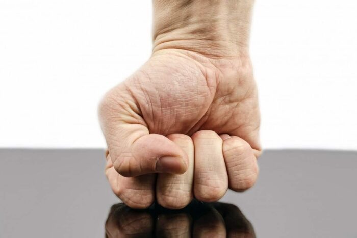 conflicte pumn