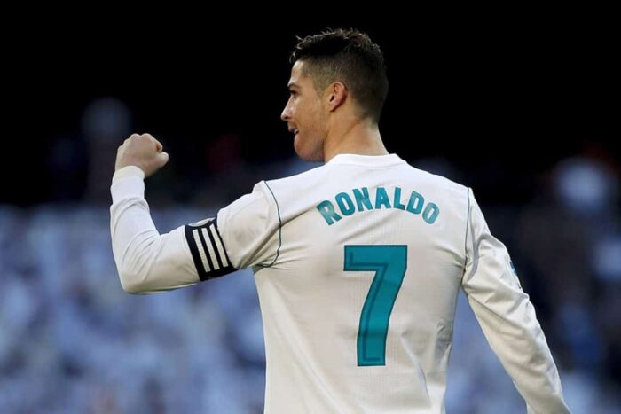 cristiano ronaldo real madrid 1fzy52t4or4eq1qv9ukmgbx6wp