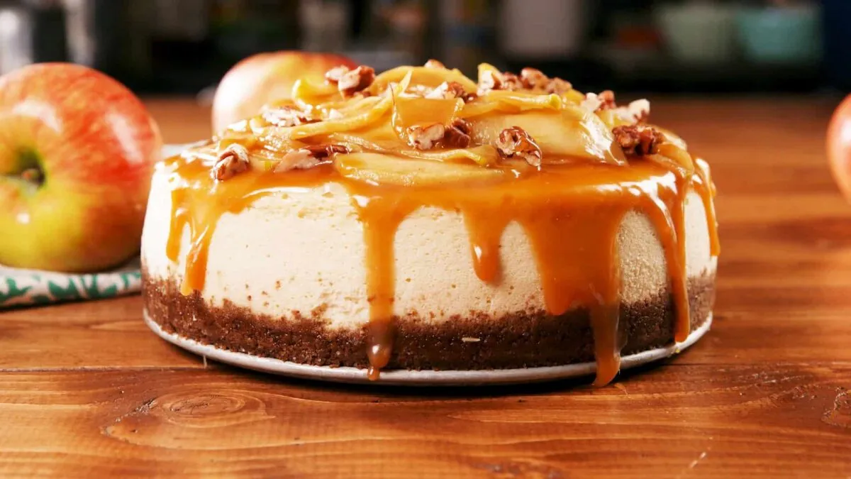 delish-caramel-apple-cheesecake-still002-1536860533
