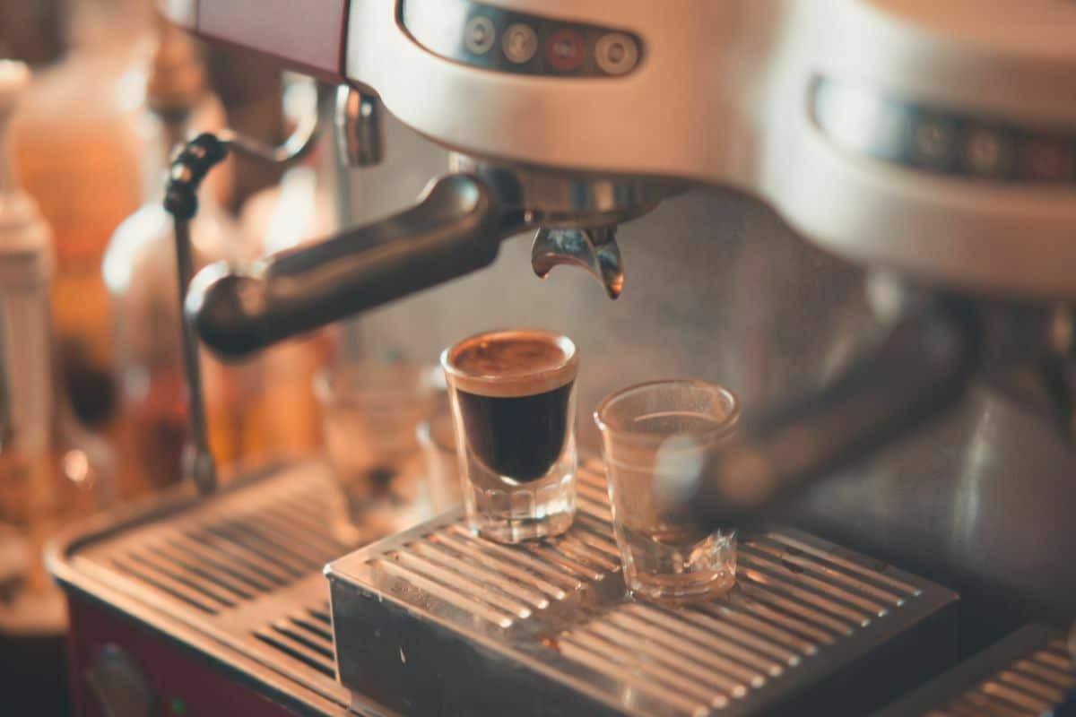 Ce gust are cafeaua preparata la un espressor profesional? Raspunsul specialistilor