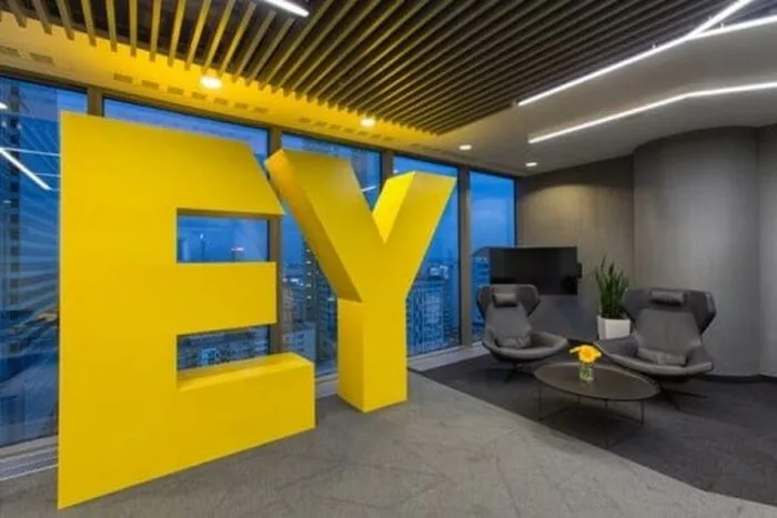 ey-romania2-525x350-1