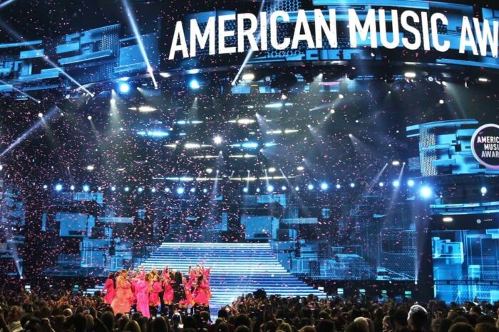 f9af790eba3e72c839c445fd37ee7555a6 american music awards.2x.rsocial.w600