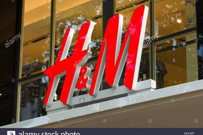 hm hennes mauritz ab is a swedish multinational retail clothing company DC41EP