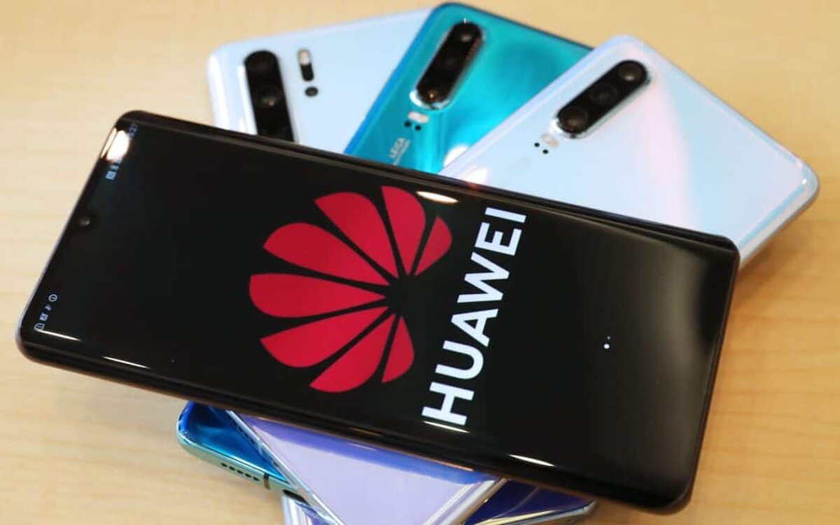 Huawei ar putea vinde brandul Honor, obţinând în urma tranzacţiei până la 3,7 miliarde de dolari