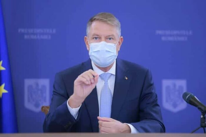Preşedintele Iohannis vizitează centrul de stocare a vaccinurilor anti-COVID-19 de la Institutul "Cantacuzino" iohannis 1