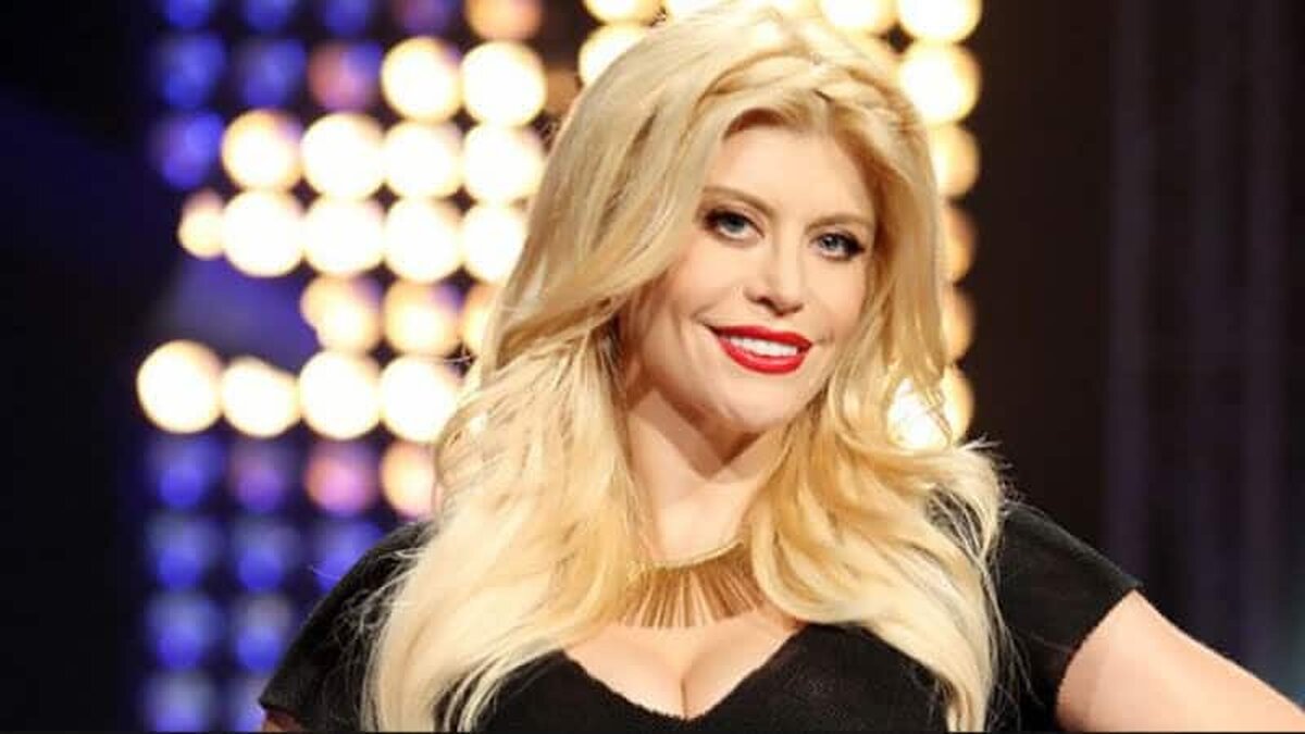 Loredana Groza, apariție năucitoare la o emisiune tv! Cât de sexy s-a prezentat cântăreața în emisiunea lui Cătălin Măruță
