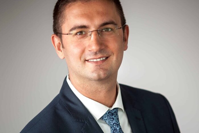 madalin rosu 0164 scaled 1