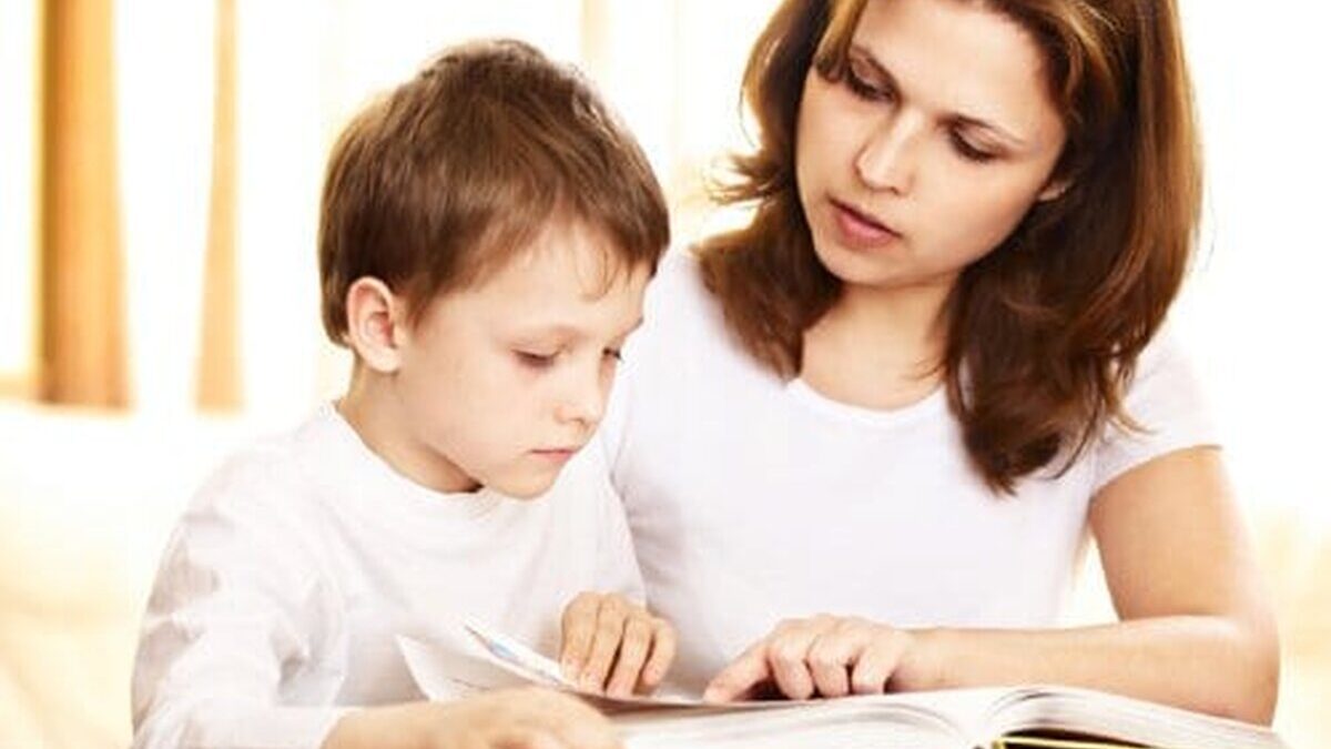 O mamica poate fi si cel mai bun profesor de matematica mama copil scoala