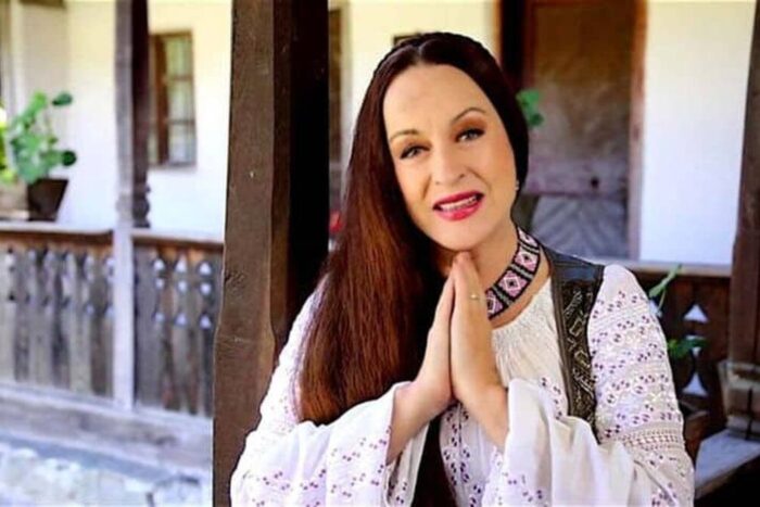 Maria Dragomiroiu a fost bătută de soț: „Lumea a văzut cum un bărbat trăgea de păr o femeie care plângea” maria dragomiroiu batuta