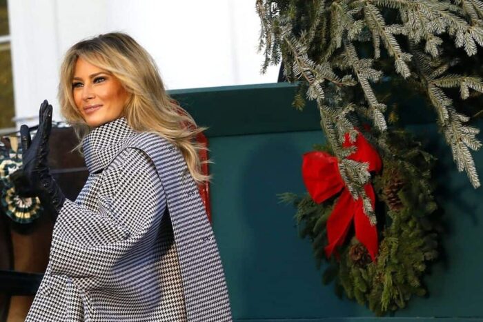 melania trump ultimul craciun la casa alba prima doamna a americii a primit bradul dar n are chef de decoratiuni