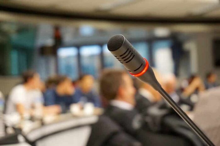 microfon conferinta