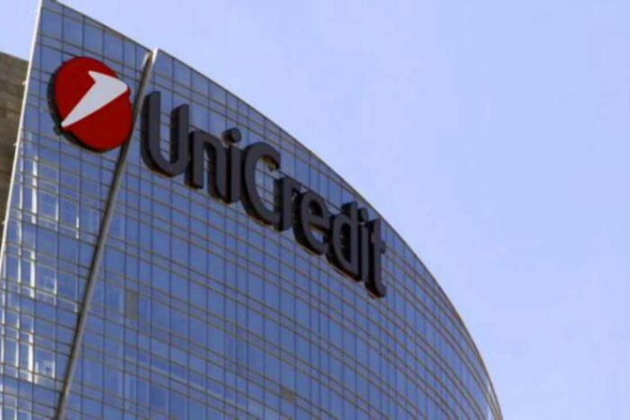 net unicredito sede reuters foto capital.ro