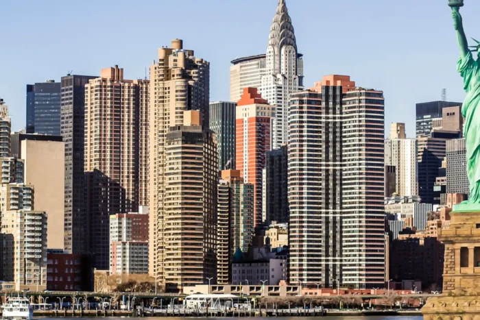 new york statue of liberty 4x3 scaled 1