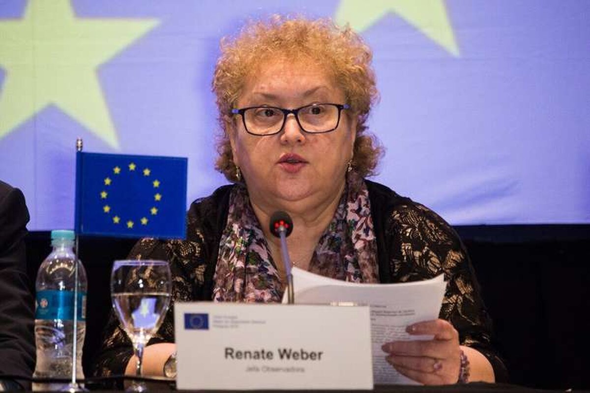Avocatul Poporului consideră că modificările aduse sistemului sanitar referitoare la liberalizarea programelor naţionale de sănătate ar trebui dezbătute prin procedură parlamentară obişnuită