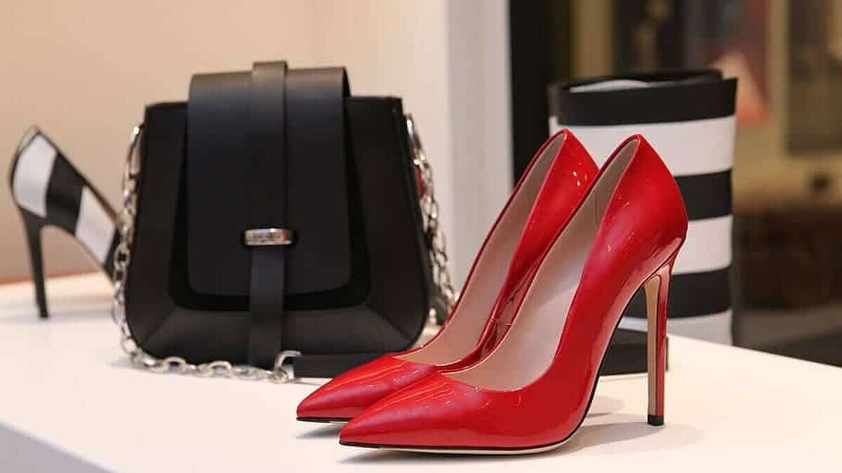 Porneste mereu cu dreptul cu pantofii din piele pentru dama de la Capricia! pantofi piele dama 1
