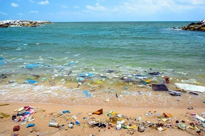 plastic-oceane