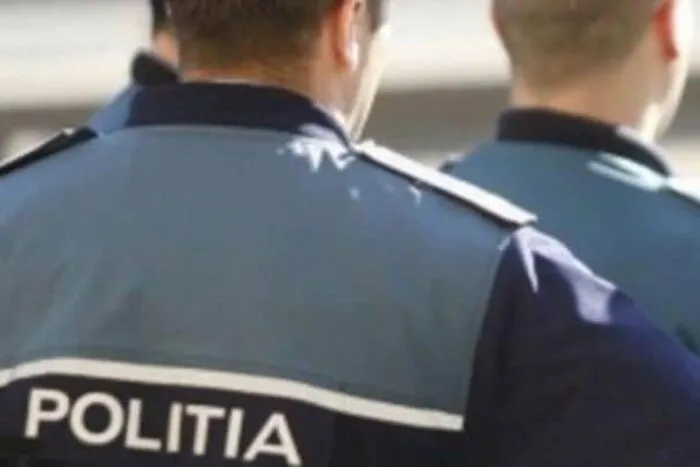 politia_56027000_12754600