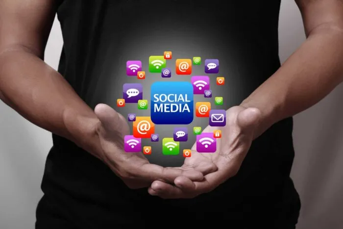 retele-de-socializare-1-scaled-1