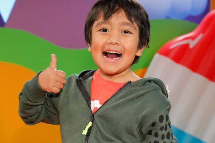 Ryan Kaji, în vârstă de opt ani, a obţinut venituri de 26 de milioane de dolari în acest an rs 1024x759 191218154709 1024.Ryan Kaji ryans toy review